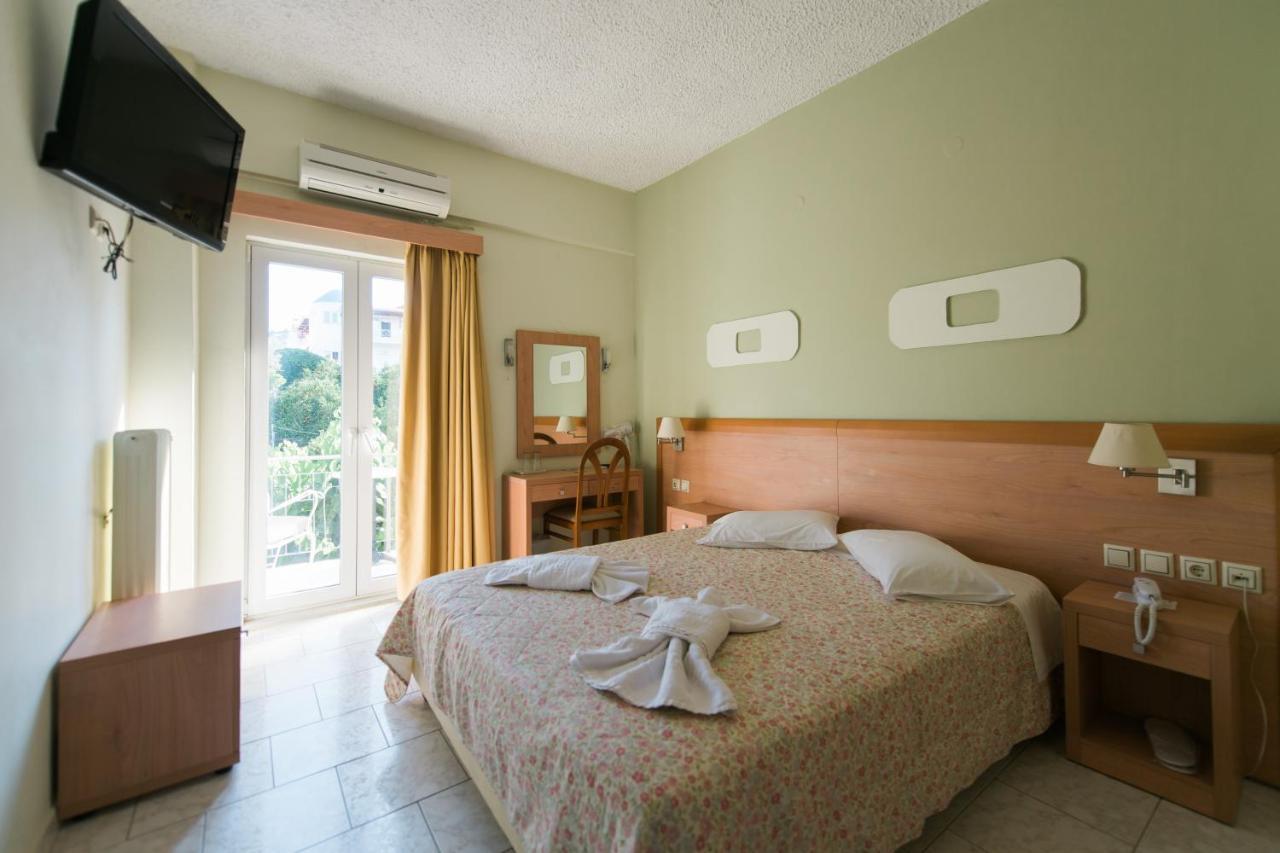 Plaz Hotel Selianítika エクステリア 写真