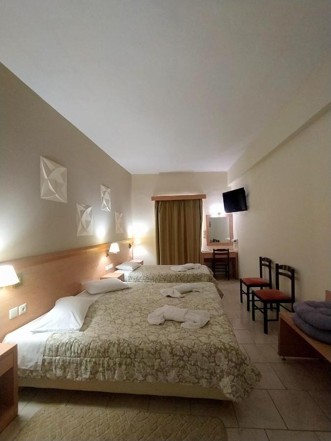 Plaz Hotel Selianítika エクステリア 写真