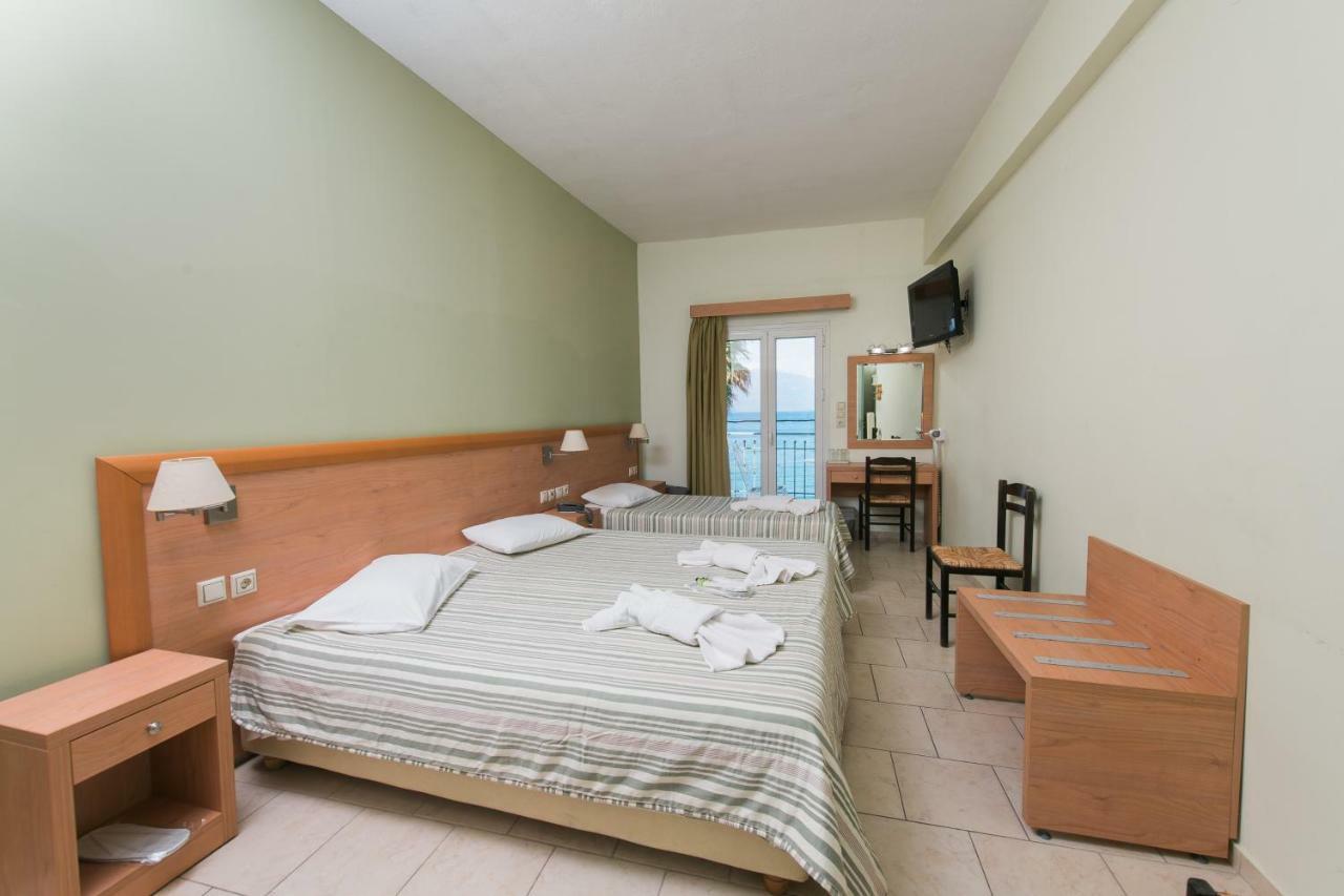 Plaz Hotel Selianítika エクステリア 写真